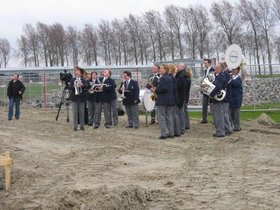 03 Slaan van de eerste paal