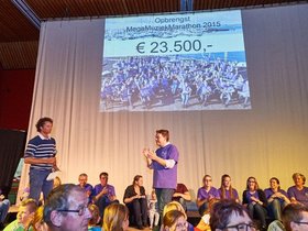 151003%203332%20SUMPLUSfoto.jpg