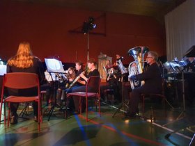 01 Concert - Licht uit Spot aan